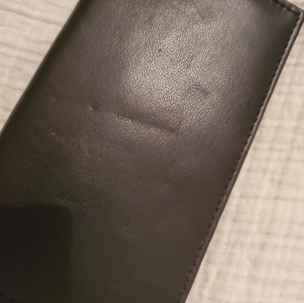 🛍️BUNDLE ONLY ITEM🛍️ Black Genuine Leather Wallet *FLAWS - Picture 4 of 7